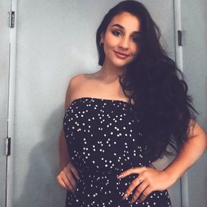 Meet your Posher, Junianny